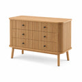 Commode en bois de chêne avec 3 tiroirs